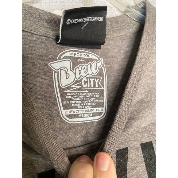 NWT Pop Top Brew City Men's "Drink Up" tshirt w/built in bottle opener size med - Picture 3 of 4